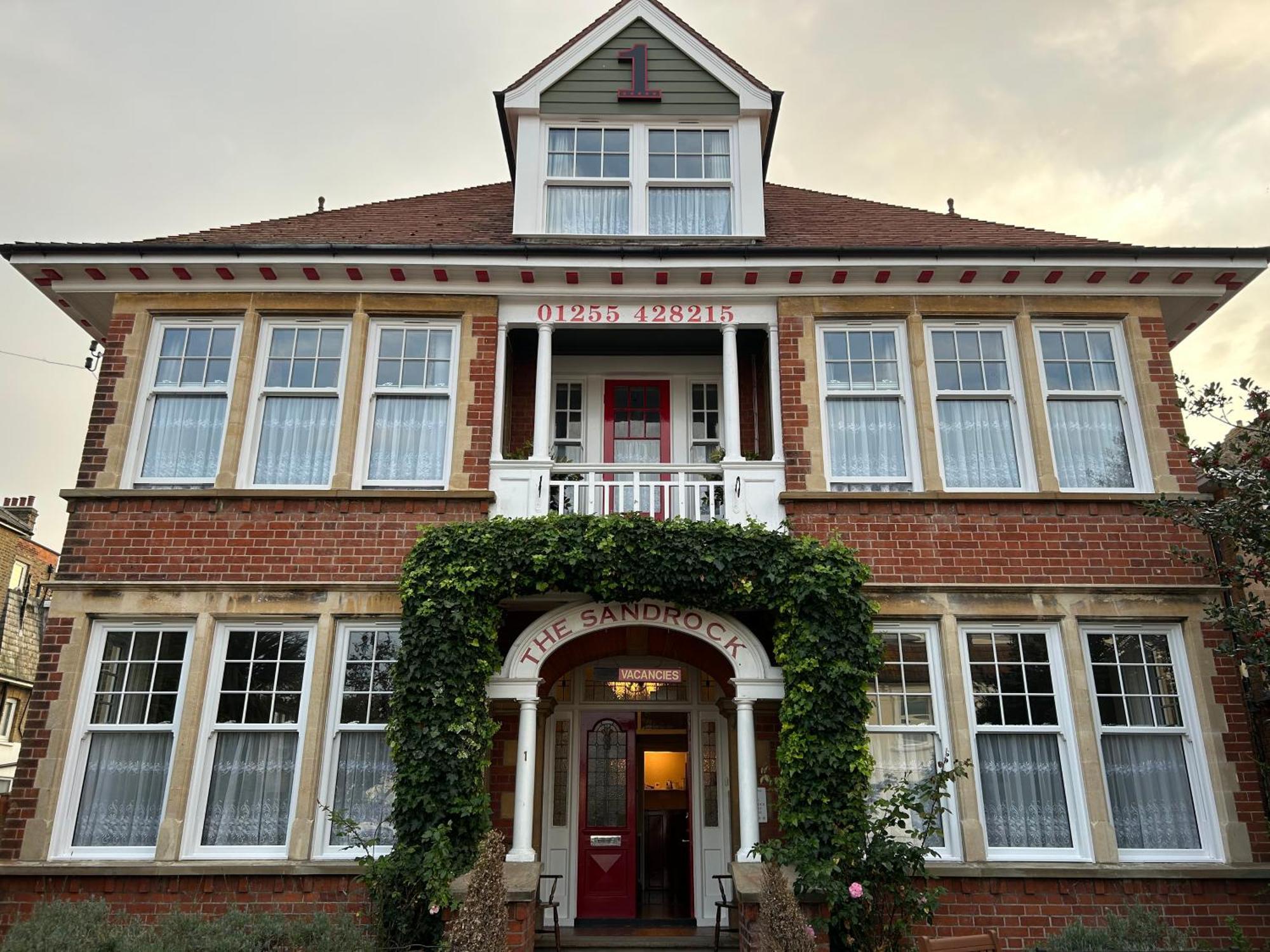 The Sandrock Clacton-on-Sea Εξωτερικό φωτογραφία